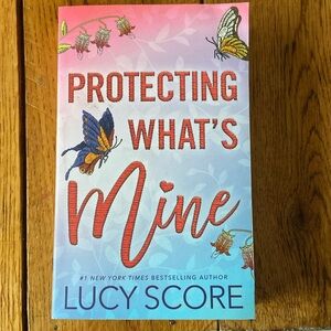 EUC Protecting What’s Mine by Lucy Score